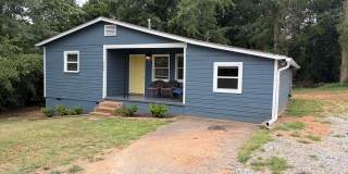 3 Bedroom 2 Bathroom Recently Renovated House Gallery 1