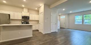 Modern 3BR/2.5BA Townhome in Cornelius – Bonus Loft, 2-Car Garage & Move-In Ready! Gallery 5