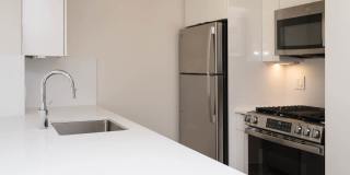 180 Montague Gallery 15