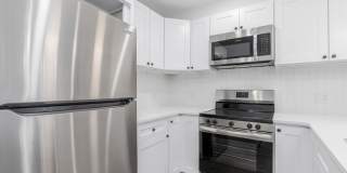 2057 East Rush Street - 1 Gallery 2