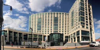 The Centre - Large Luxury Apartments. Gallery 48