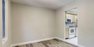 527 FLORIDA Avenue Gallery 7