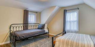 148 Heck Avenue Gallery 22