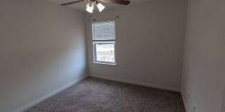 Beautiful 3 bedroom home Gallery 21