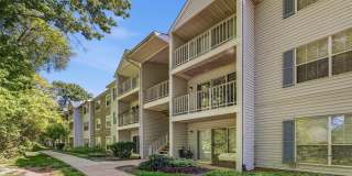 96 WILLOW CT Gallery 1