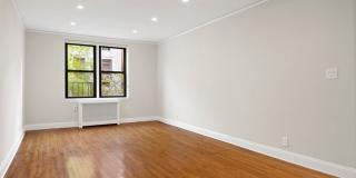 305 West 18th Street Gallery 2