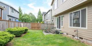 Spacious 4-Bedroom Home in The Oaks with Fenced Yard Spacious 4-Bedroom Home in The Oaks with Fenced Yard Gallery 34