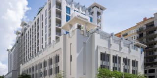 The Henry Gallery 29