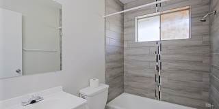 5241 N 17th Avenue Gallery 9