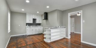 Beautifully Renovated 1BR Duplex with Marble Shower & Natural Light Gallery 6