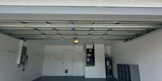4 Bedroom / 2 Bath House Gallery 31