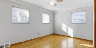 26014 Keith Street Gallery 13