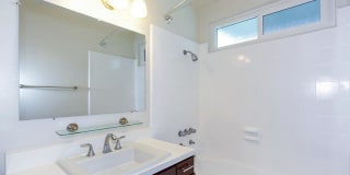 Luxe at Burbank Gallery 11