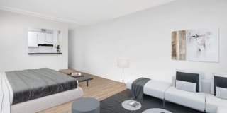 500 West Belmont Gallery 13