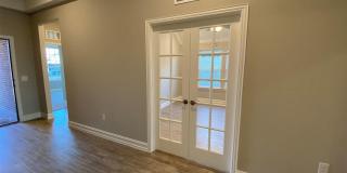 Beautiful Melissa Home with Flexible Office/4th Bedroom and Open Floor Plan Gallery 17