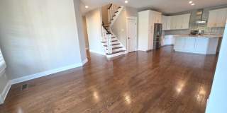 94 WOLF CREEK Circle Gallery 8