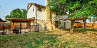 Spacious 4-Bedroom Home with Modern Amenities & Ideal Location Near Lake Hefner in OKC! Gallery 31