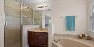 4182 VICTORIA LAKES Drive W Gallery 15