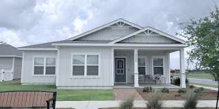 2305 Peony St Gallery 1