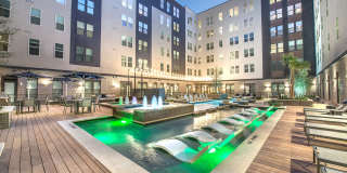 Windsor Turtle Creek Gallery 4