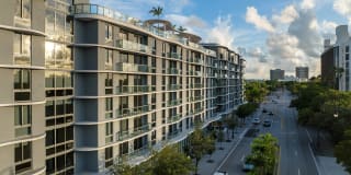 The Boulevard Gallery 33