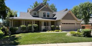 Beautiful 4 bed 3.5 bath home with pool in Eagle just  off Floating Feather & Eagle Rd Gallery 1