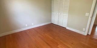 1328 Bayview Circle Gallery 27