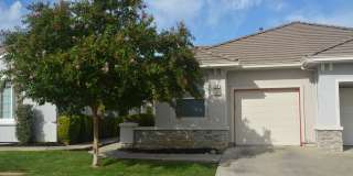 Affordable, sharp and clean 2 bedroom Summerset II beauty... Gallery 1