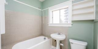 Spacious 1 Bed 1 Bath with Balboa Park Views Gallery 4