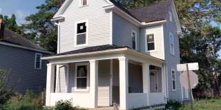 41 South Oakley Avenue Gallery 25