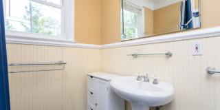 Ardsley Park Gallery 16