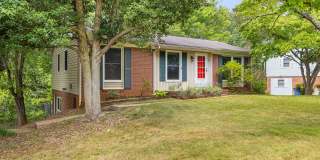 West Asheville 3BR with Bonus Room & Fenced-In yard Gallery 1