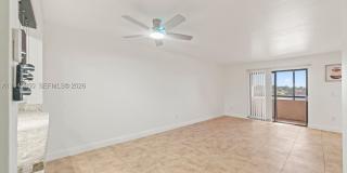 880 NE 207th Ter Gallery 10