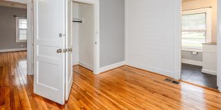 Cozy 2BD/2BTH in South Knoxville Gallery 29