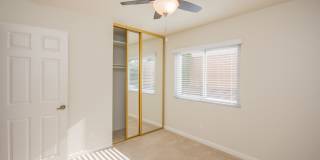 Lovely 3+BR Single-Story Carlsbad Home With AC & Skylights!! Gallery 11