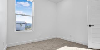 HURRICANE TOWNHOME!! Pet Friendly! Gallery 30