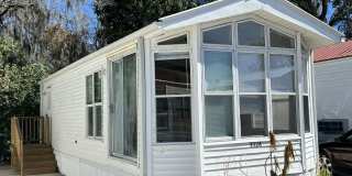 1124 Chicago Bulls St Gallery 1