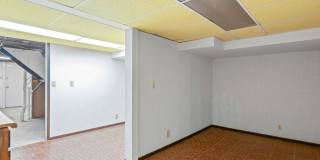 Spacious 3-Bedroom Home with Oversized Garage Space! Gallery 23