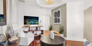2143 N Bay Rd Gallery 50