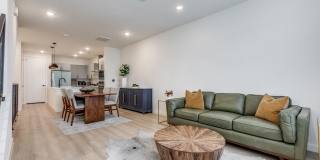 LUXURY 3-BEDROOM TOWNHOUSE AT GRAYSON HOUSE Gallery 16