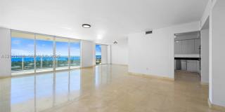 20201 E Country Club Dr Gallery 1