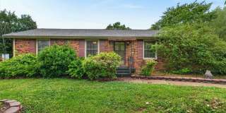 2 Bedroom Dog Friendly Home For Rent With Large Bonus Room! 2 Bedroom Dog Friendly Home For Rent With Large Bonus Room! Gallery 1