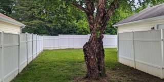 CORNELIUS 3 BEDROOM 2.5 BATH W/FENCED YARD Gallery 14