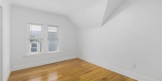 30 Cypress Street Gallery 17