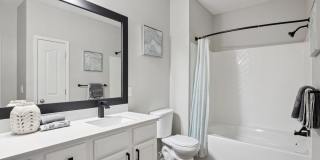 Enclave at Rivergate Gallery 17