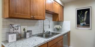 Del Mar Village Apartments Gallery 8