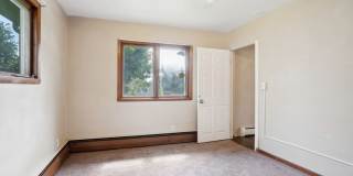 1721 Clay Street Gallery 10