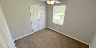3825 Glenburee St Gallery 4