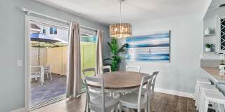 Updated & Furnished 3BR Townhome with Loft & Lake Access Gallery 11