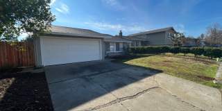 4 Bed / 2 Bath | Rosemont Single Family Home Available Gallery 1